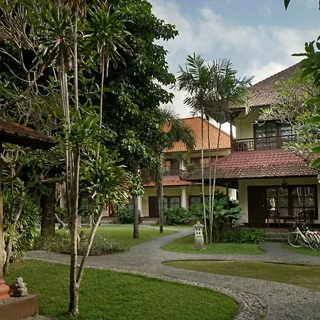 Bumas Hotel